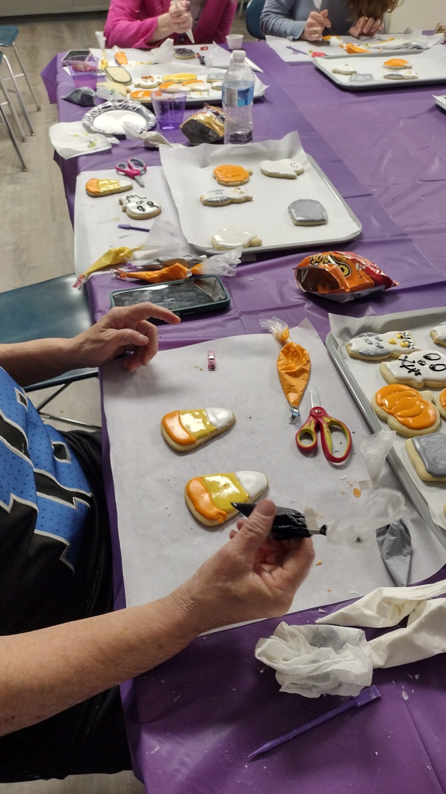 Cookies decorated by students at a 2 Cute 2 Eat Cookies class